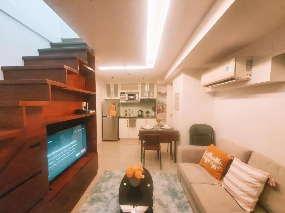 Bgc Taguig Cozy 2 Bedroom Loft, With Stunning Bgc Skyline View! Manila Exterior photo